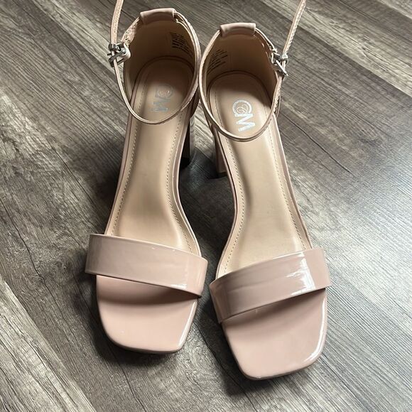 Chelsea Moreland Gala Shoes Heels in Nude Women's Size 7.5 - Picture 3 of 8